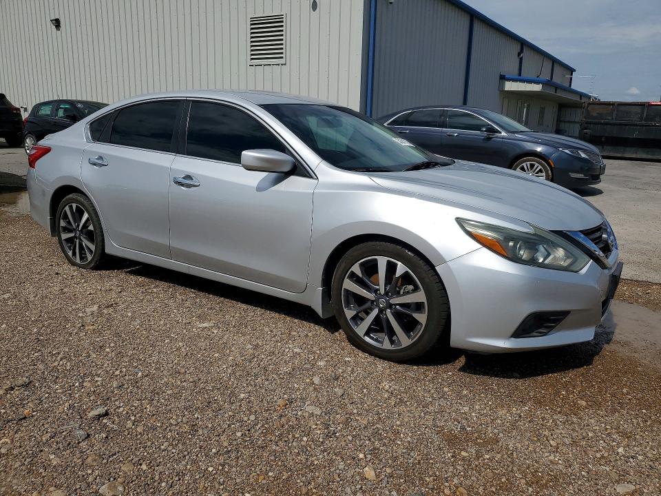 2016 Nissan Altima მანქანა იყიდება აუქციონზე, vin: 1N4AL3APXGC122579, აუქციონის ნომერი: 54541756