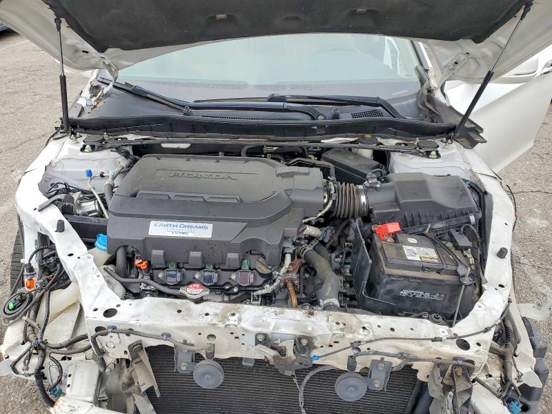 53639706 :رقم المزاد ، 1HGCR3F89GA000473 vin ، 2016 Honda Accord مزاد بيع