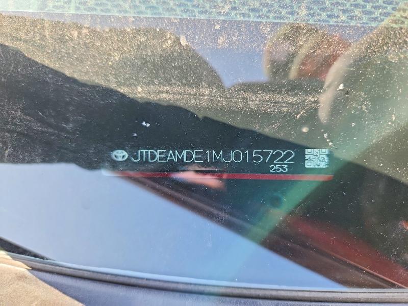 Продаж на аукціоні авто 2021 Toyota Corolla, vin: JTDEAMDE1MJ015722, номер лоту: 52958316