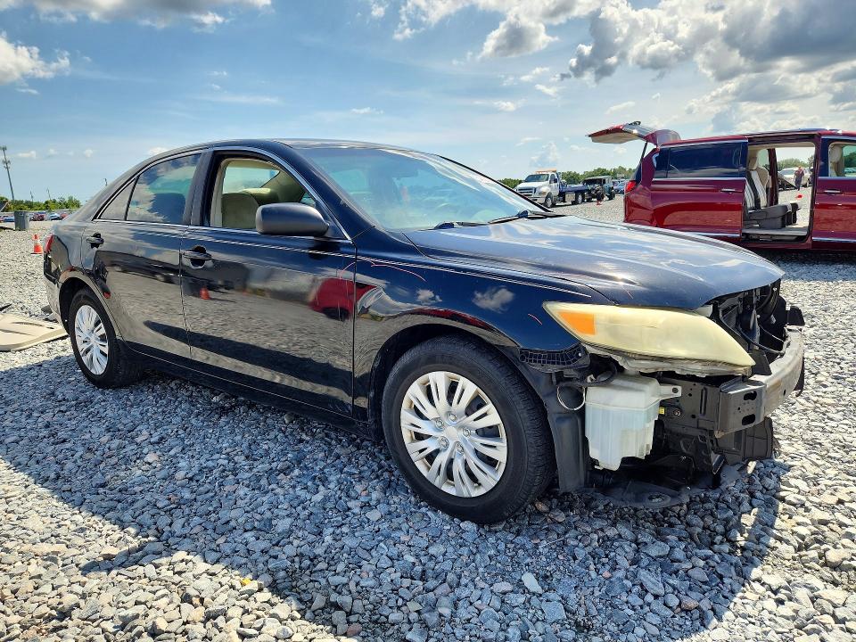 54628986 :رقم المزاد ، 4T1BF3EKXBU682069 vin ، 2011 Toyota Camry مزاد بيع