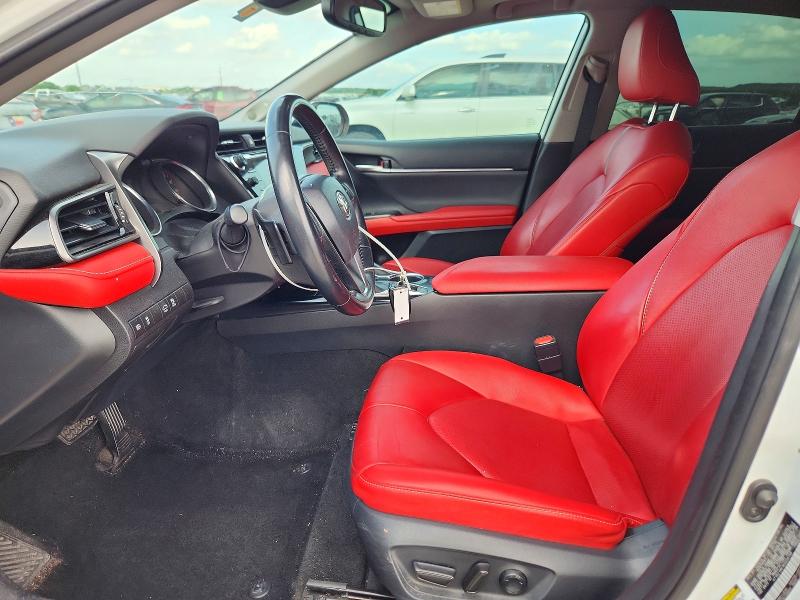 55052966 :رقم المزاد ، 4T1BZ1HK1KU026799 vin ، 2019 Toyota Camry مزاد بيع