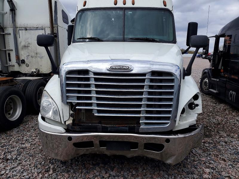 2020 Freightliner Cascadia 125 მანქანა იყიდება აუქციონზე, vin: 3AKJGLDR0LSLV7995, აუქციონის ნომერი: 51361556