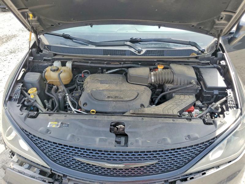 52930176 :رقم المزاد ، 2C4RC1FG9LR235757 vin ، 2020 Chrysler Pacifica مزاد بيع