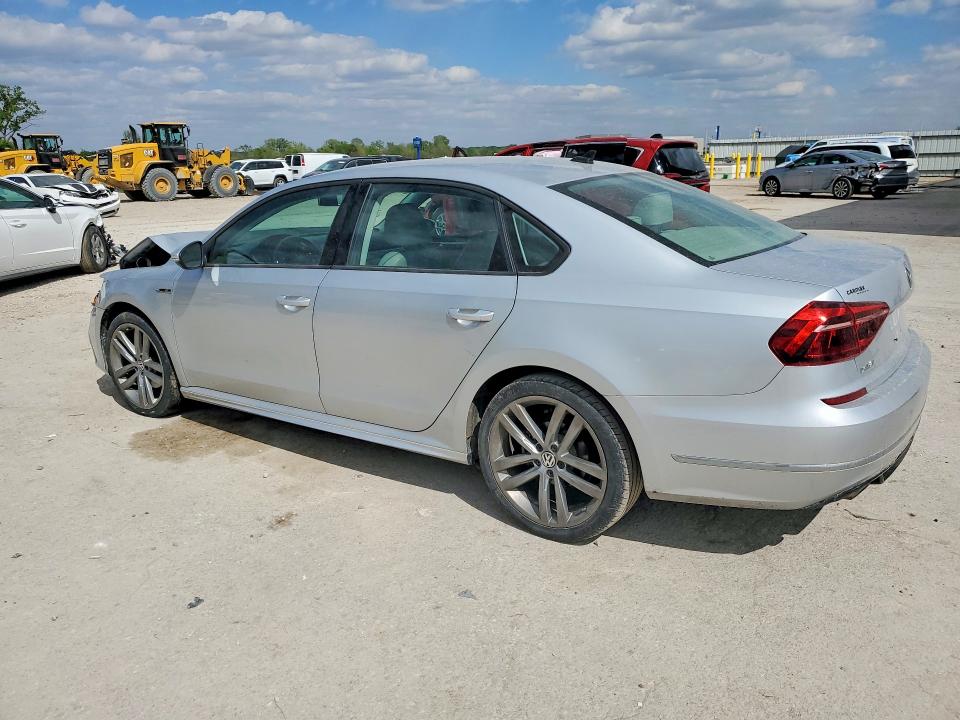 52746826 :رقم المزاد ، 1VWAA7A31JC023044 vin ، 2018 Volkswagen Passat مزاد بيع