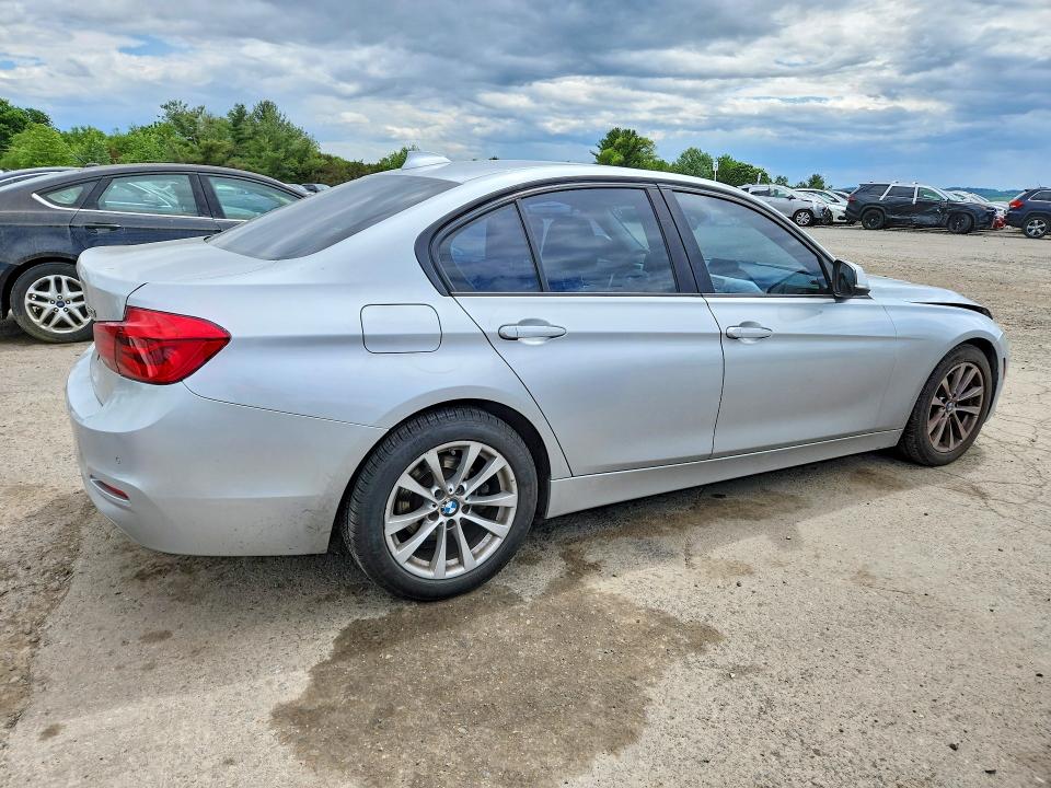 54592766 :رقم المزاد ، WBA8E5G53GNU21479 vin ، 2016 Bmw 320 مزاد بيع