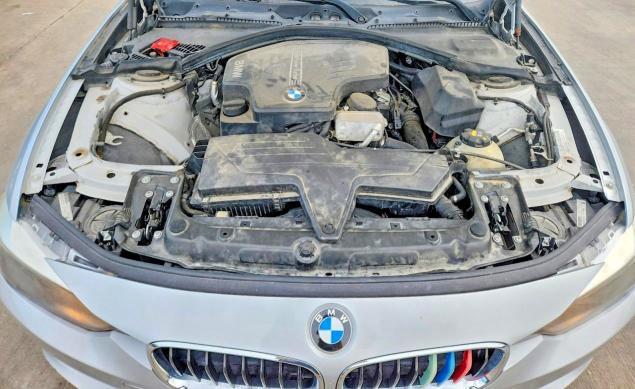 2015 Bmw 328 მანქანა იყიდება აუქციონზე, vin: WBA3A5C54FP604260, აუქციონის ნომერი: 53252636