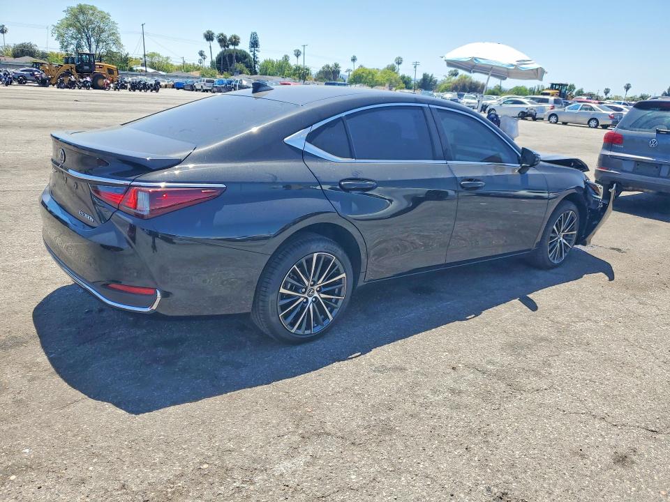 2024 Lexus Es 300h მანქანა იყიდება აუქციონზე, vin: 58ADA1C17RU047030, აუქციონის ნომერი: 51038776