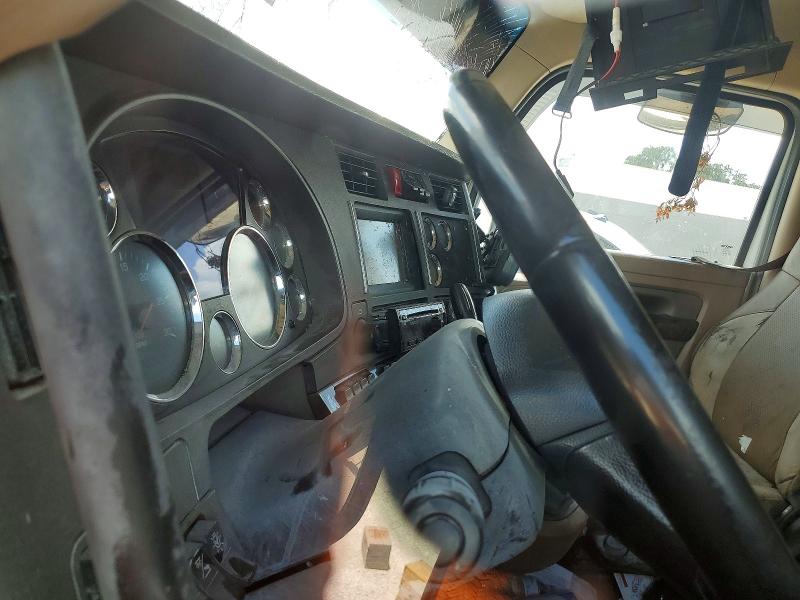 54969296 :رقم المزاد ، 1XKZD49X4HJ140338 vin ، 2017 Kenworth T880 مزاد بيع