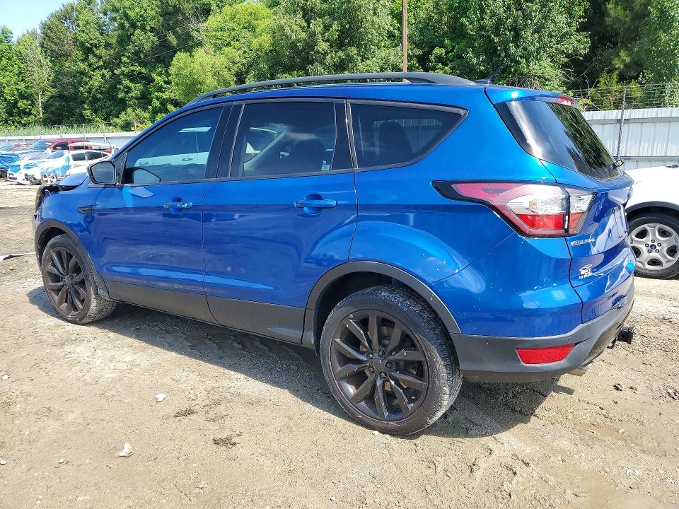 2017 Ford Escape მანქანა იყიდება აუქციონზე, vin: 1FMCU9J9XHUC58402, აუქციონის ნომერი: 55107926