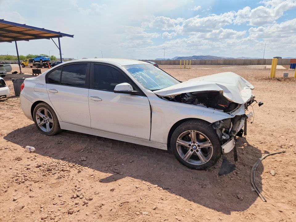 Продаж на аукціоні авто 2013 Bmw 328, vin: WBA3A5G57DNP23620, номер лоту: 52266756