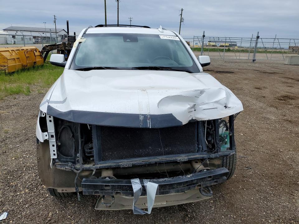 Продажа на аукционе авто 2019 Chevrolet Suburban, vin: 1GNSKHKC7KR268638, номер лота: 54422226