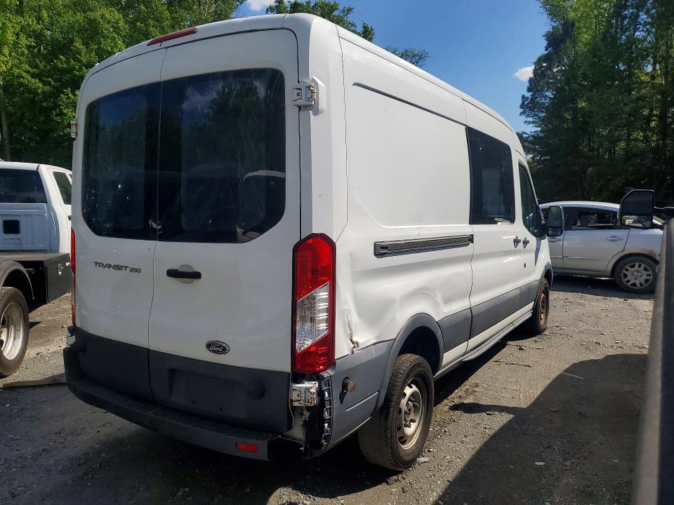 58137266 :رقم المزاد ، 1FTNR2CM6FKB25104 vin ، 2015 Ford Transit مزاد بيع