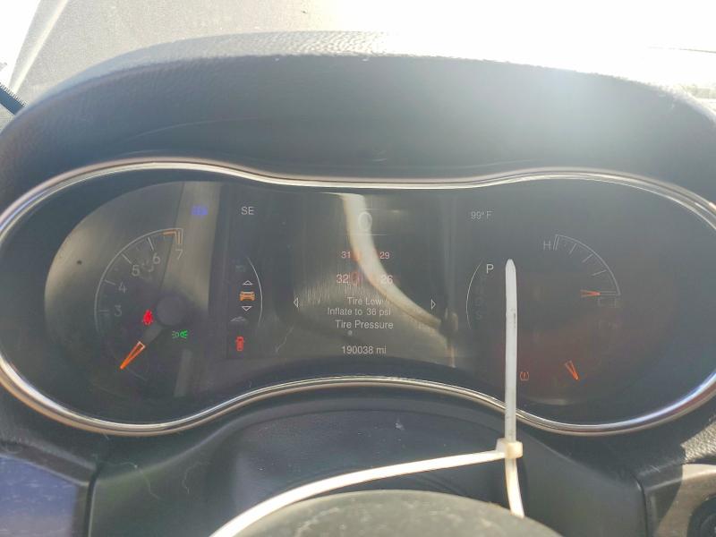 52609426 :رقم المزاد ، 1C4RJFBG1FC166567 vin ، 2015 Jeep Grand Cherokee مزاد بيع