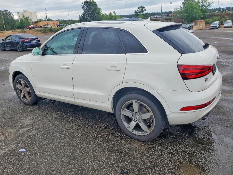 2015 Audi Q3 მანქანა იყიდება აუქციონზე, vin: WA1EFCFS1FR009626, აუქციონის ნომერი: 52270886