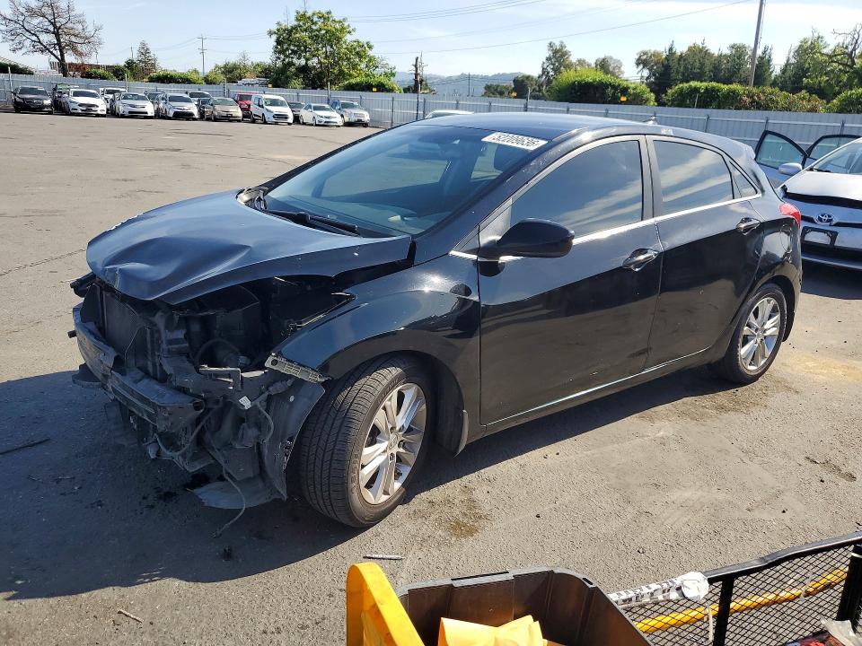 Auction sale of the 2013 Hyundai Elantra Gt, vin: KMHD35LE3DU119619, lot number: 52209636