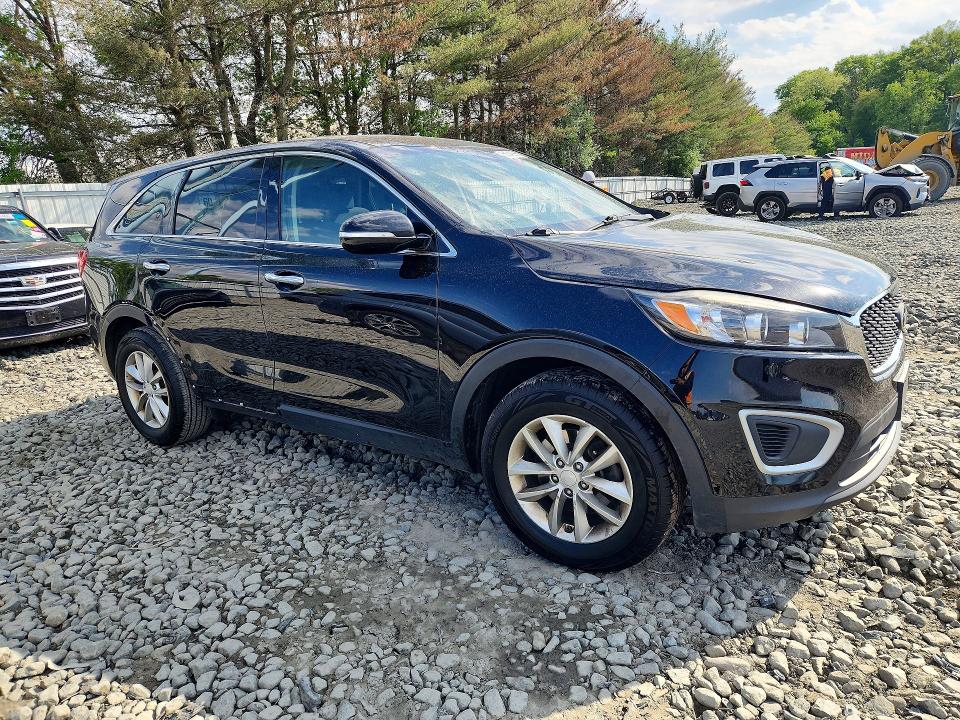 53043996 :رقم المزاد ، 5XYPG4A38JG429361 vin ، 2018 Kia Sorento مزاد بيع