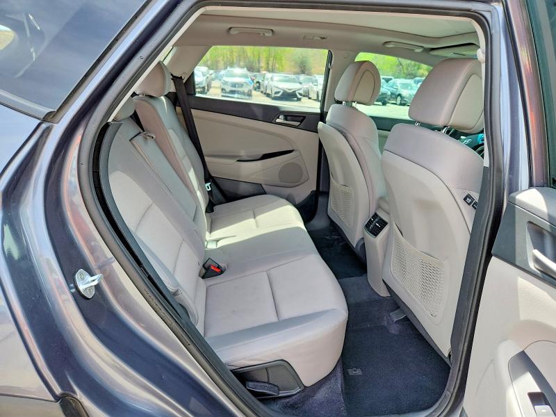 2018 Hyundai Tucson მანქანა იყიდება აუქციონზე, vin: KM8J3CA27JU829960, აუქციონის ნომერი: 51845436