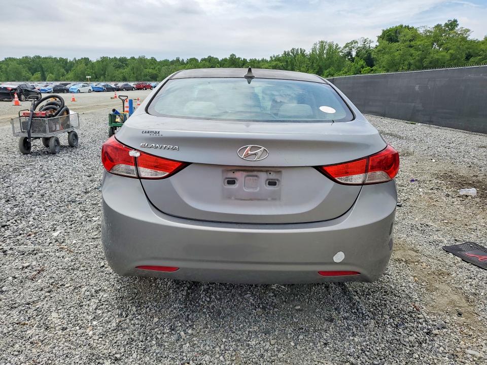 52465786 :رقم المزاد ، KMHDH4AE1DU752506 vin ، 2013 Hyundai Elantra مزاد بيع