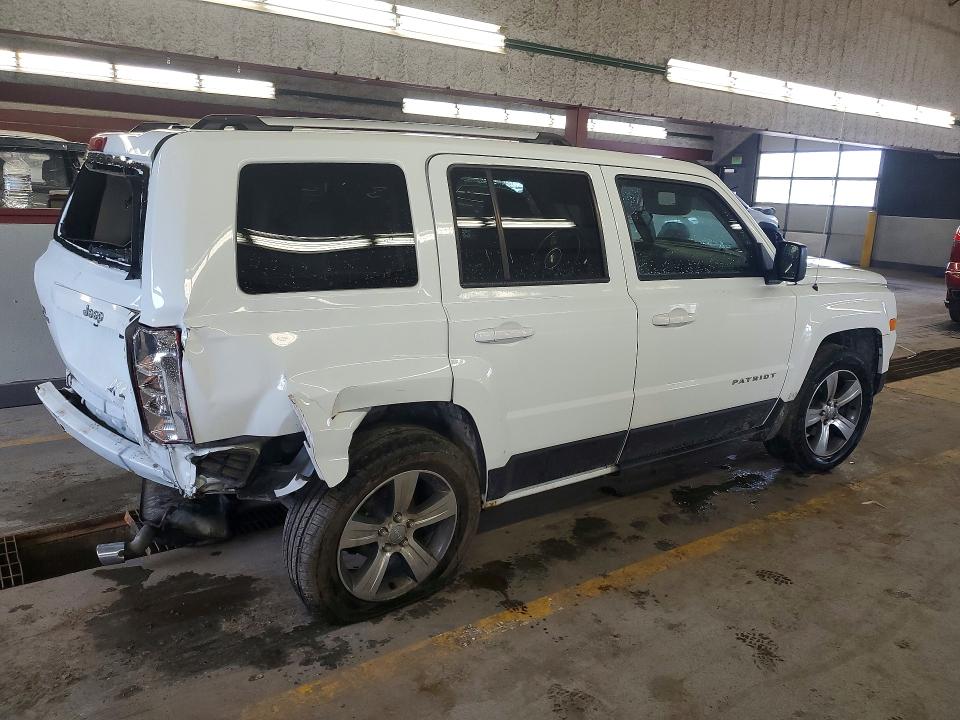 52392276 :رقم المزاد ، 1C4NJRFB3GD752889 vin ، 2016 Jeep Patriot مزاد بيع