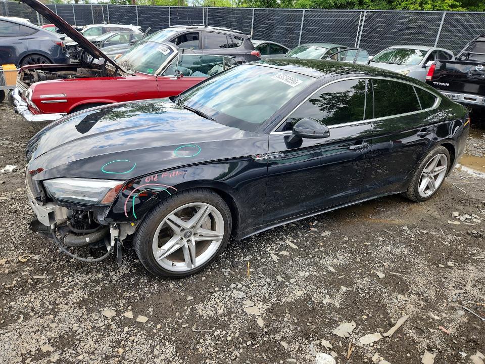 2021 Audi A5 მანქანა იყიდება აუქციონზე, vin: WAUDACF54MA017206, აუქციონის ნომერი: 53624226