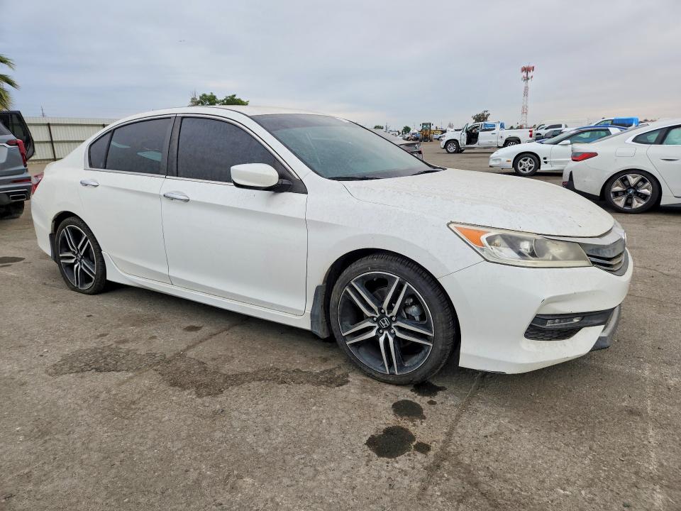 Продажа на аукционе авто 2017 Honda Accord, vin: 1HGCR2F53HA002995, номер лота: 55167956