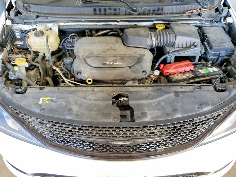 2018 Chrysler Pacifica მანქანა იყიდება აუქციონზე, vin: 2C4RC1FGXJR197887, აუქციონის ნომერი: 53632786