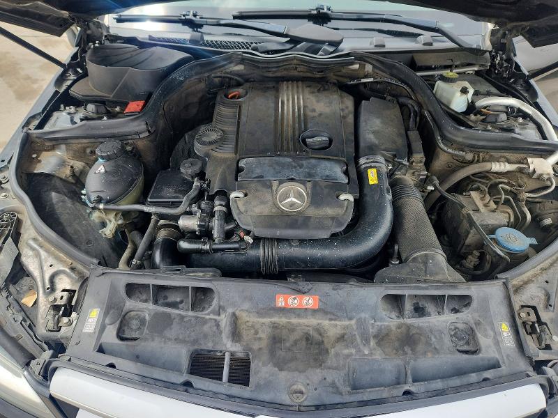 Продаж на аукціоні авто 2012 Mercedes-benz C, vin: WDDGJ4HBXCF875957, номер лоту: 52175616