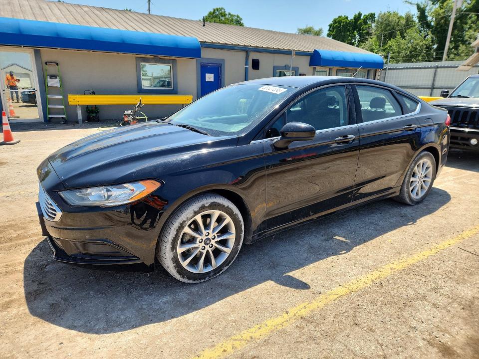 53551536 :رقم المزاد ، 3FA6P0H70HR380417 vin ، 2017 Ford Fusion مزاد بيع
