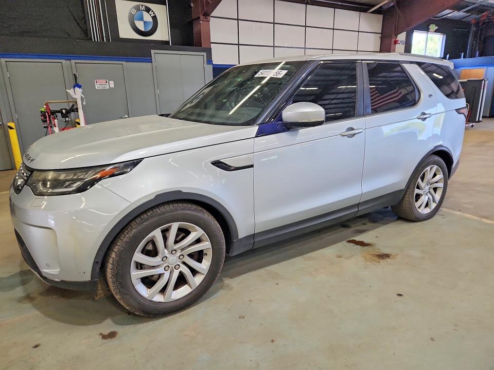 54117056 :رقم المزاد ، SALRRBBKXHA031097 vin ، 2017 Land Rover Discovery مزاد بيع
