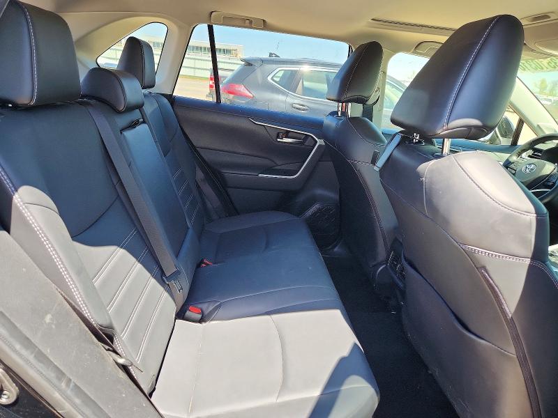 Продаж на аукціоні авто 2022 Toyota Rav4, vin: JTMB6RFV2ND060148, номер лоту: 53510316