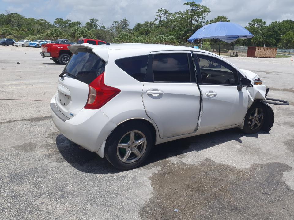 2015 Nissan Versa Note მანქანა იყიდება აუქციონზე, vin: 3N1CE2CP4FL448825, აუქციონის ნომერი: 54880186