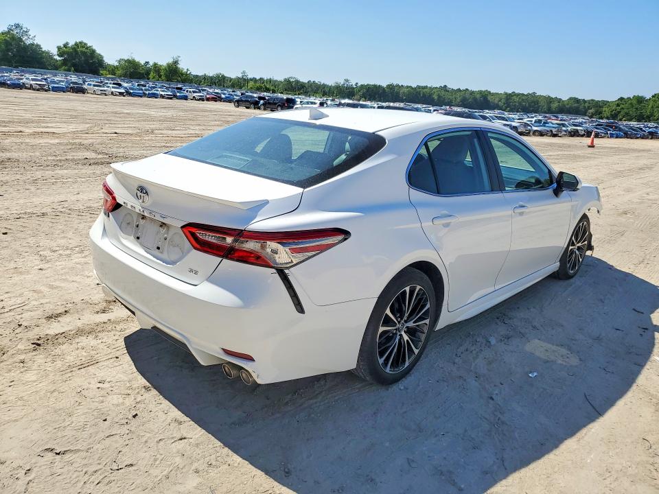 Auction sale of the 2019 Toyota Camry, vin: 4T1B11HK7KU806703, lot number: 53602386