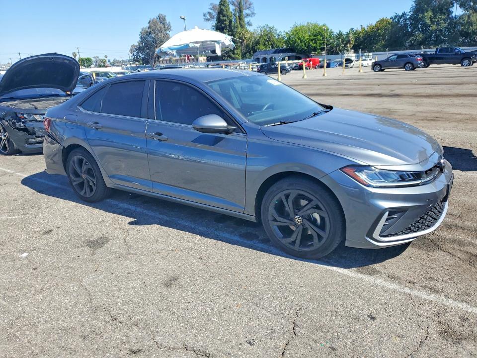Продажа на аукционе авто 2025 Volkswagen Jetta, vin: 3VWEX7BU0SM027867, номер лота: 53106556