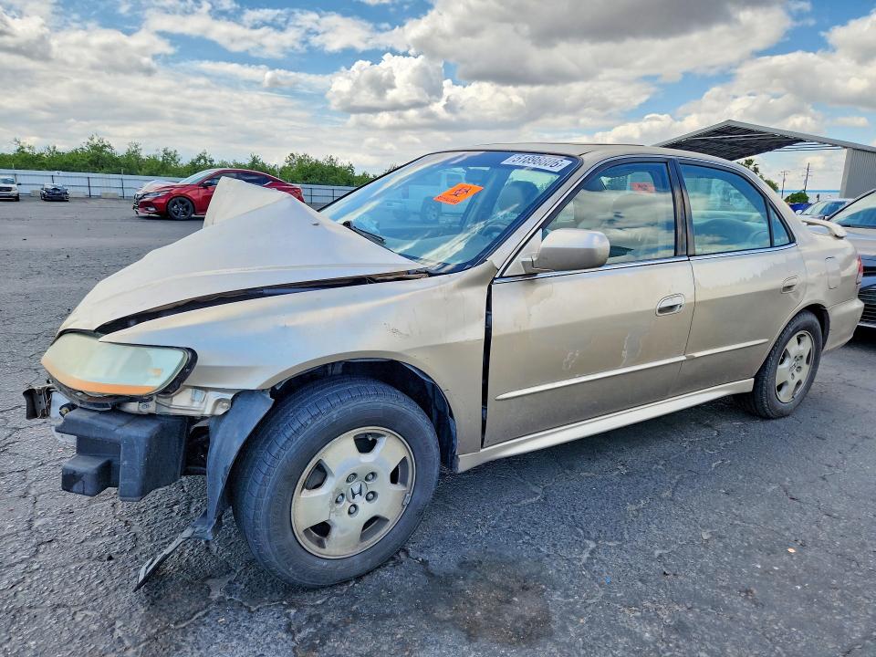 51898806 :رقم المزاد ، 1HGCG165X1A054274 vin ، 2001 Honda Accord مزاد بيع
