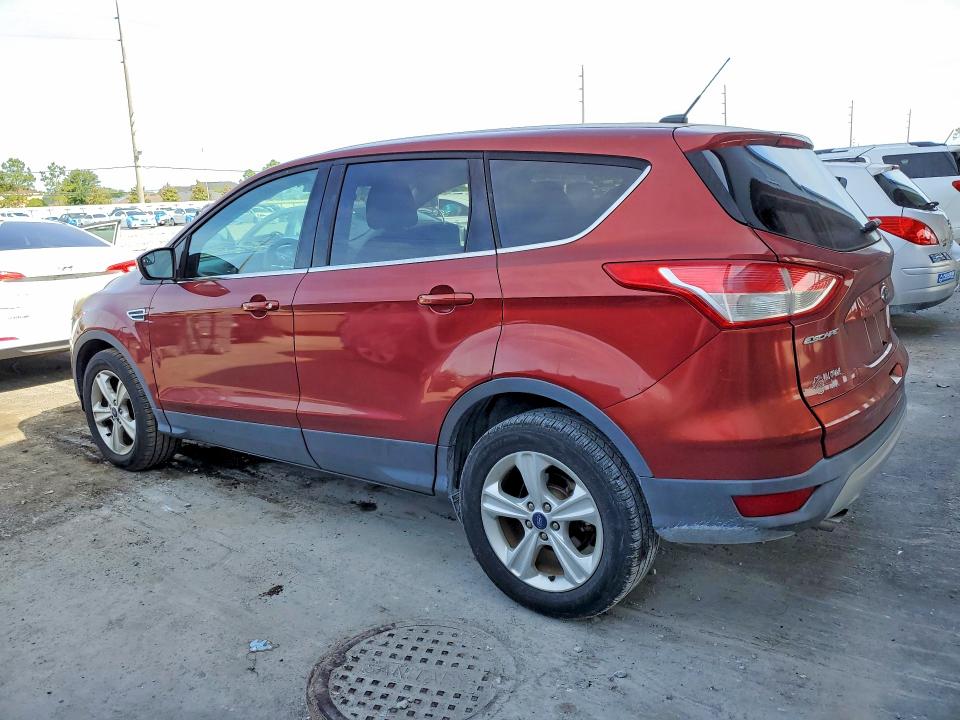 Продажа на аукционе авто 2015 Ford Escape, vin: 1FMCU0GX8FUC40303, номер лота: 52324456