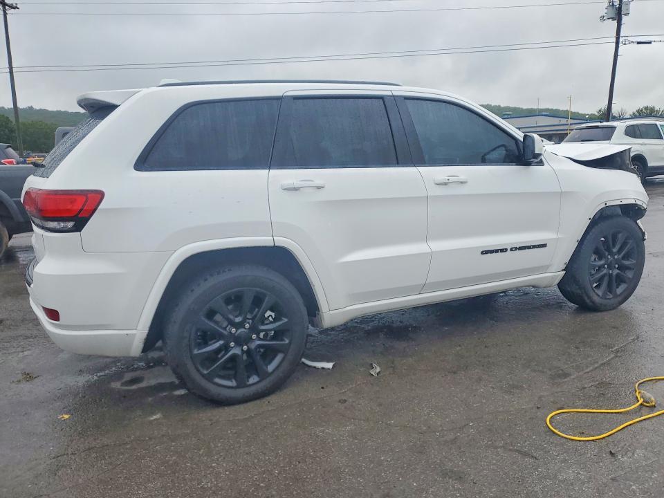 52577046 :رقم المزاد ، 1C4RJEAG1JC433646 vin ، 2018 Jeep Grand Cherokee مزاد بيع