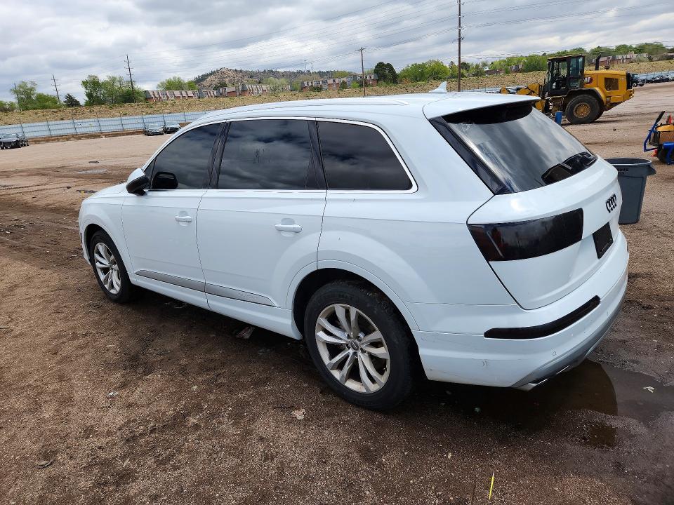 Продажа на аукционе авто 2017 Audi Q7, vin: WA1AAAF77HD008171, номер лота: 52317056