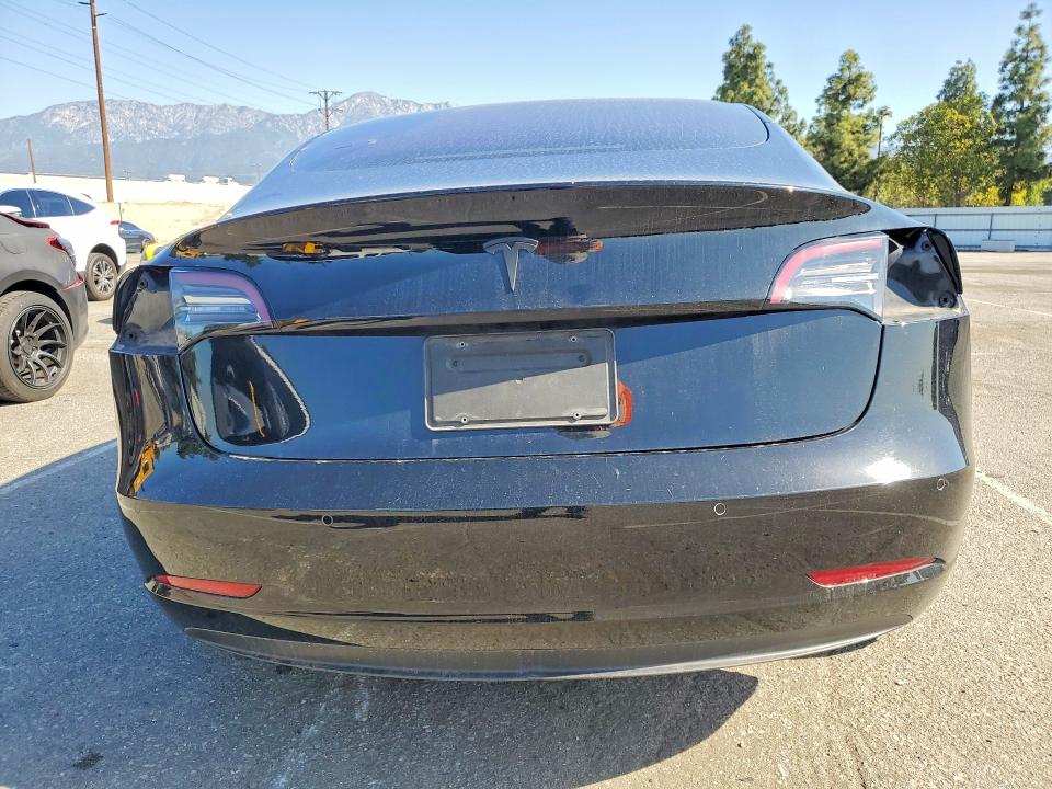 2018 Tesla Model 3 მანქანა იყიდება აუქციონზე, vin: 5YJ3E1EA7JF172583, აუქციონის ნომერი: 52498616