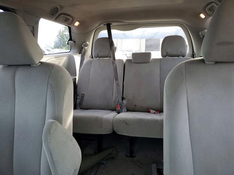54678636 :رقم المزاد ، 5TDZK3DC4BS108726 vin ، 2011 Toyota Sienna مزاد بيع