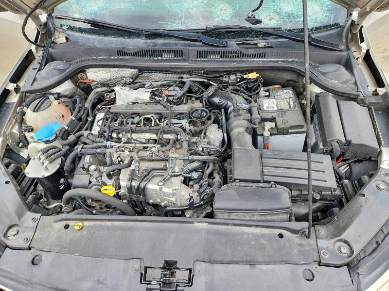 52940086 :رقم المزاد ، 3VWLA7AJ7FM277645 vin ، 2015 Volkswagen Jetta مزاد بيع