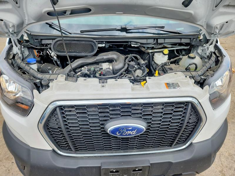 53528566 :رقم المزاد ، 1FTBR1C8XRKB68722 vin ، 2024 Ford Transit مزاد بيع