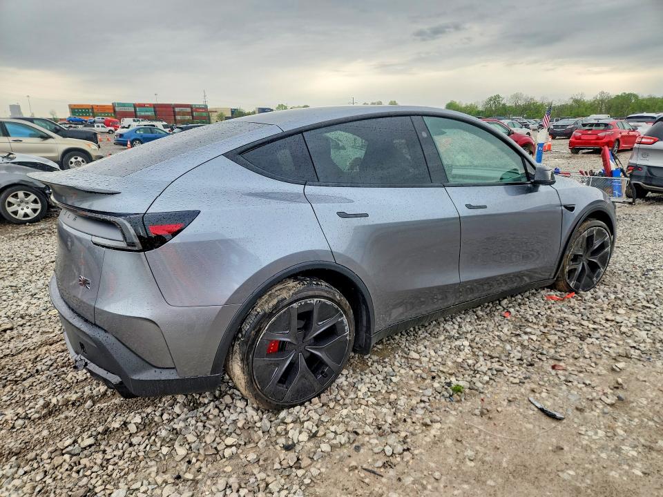 2026 Tesla Model Y მანქანა იყიდება აუქციონზე, vin: 7SAYGDET0TA667553, აუქციონის ნომერი: 51646006