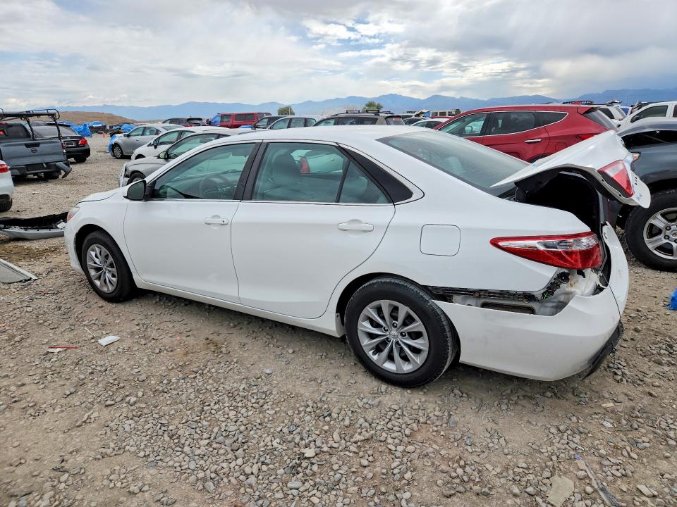 54497916 :رقم المزاد ، 4T1BF1FK0HU733980 vin ، 2017 Toyota Camry مزاد بيع