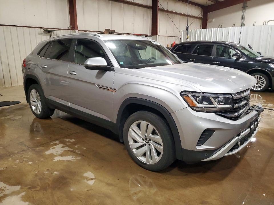 2021 Volkswagen Atlas Cross Sport მანქანა იყიდება აუქციონზე, vin: 1V2KE2CA8MC215252, აუქციონის ნომერი: 53433296