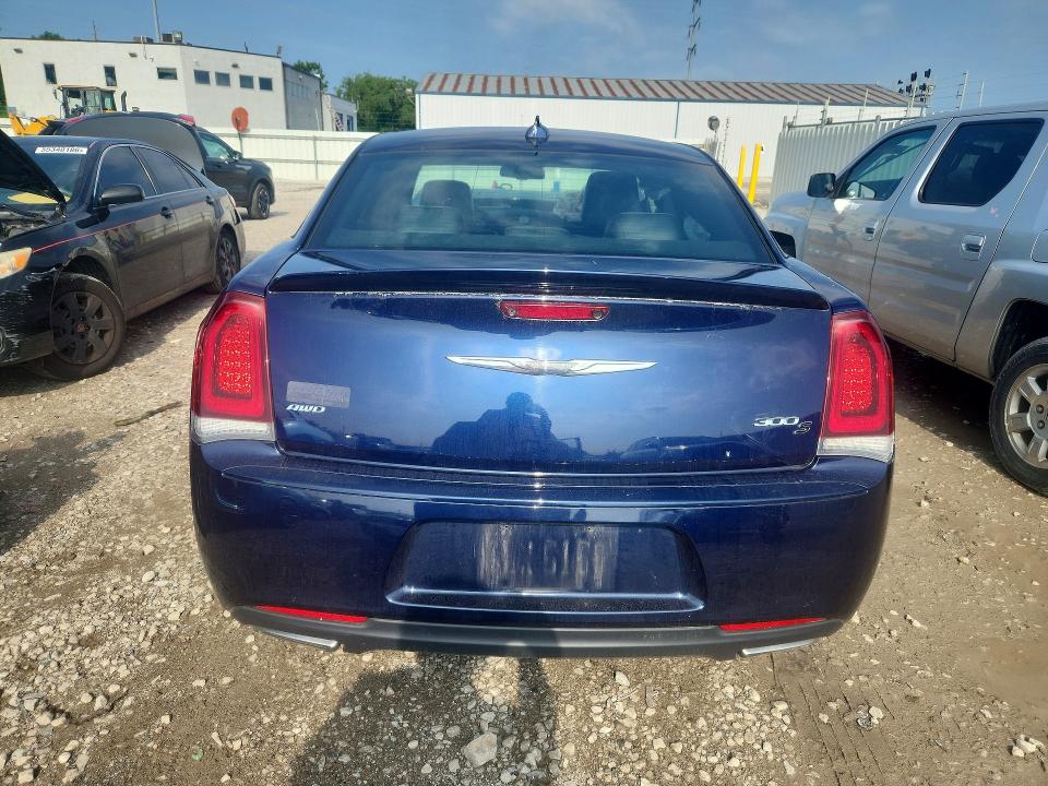 Продажа на аукционе авто 2016 Chrysler 300, vin: 2C3CCAGG1GH136046, номер лота: 55272096