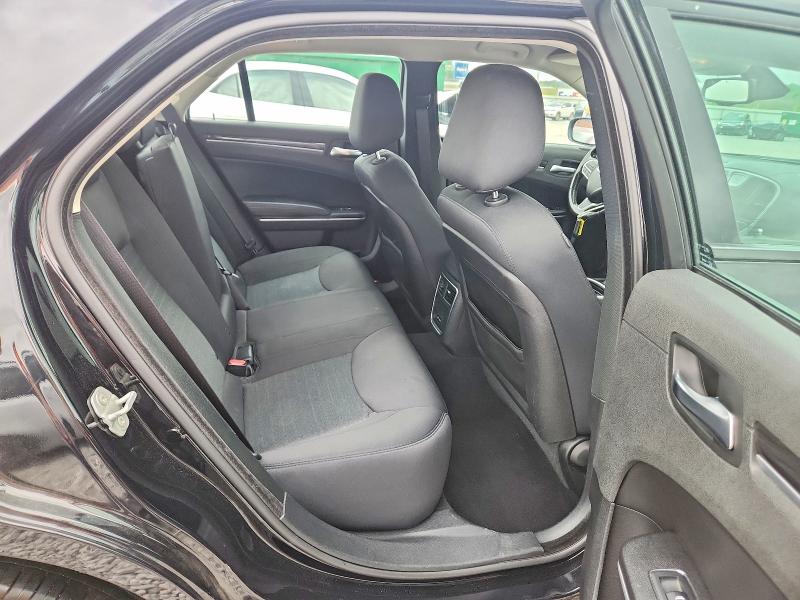Auction sale of the 2019 Chrysler 300, vin: 2C3CCAAG6KH648211, lot number: 54401076