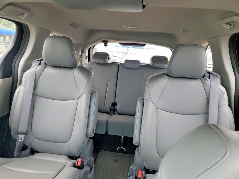 Продажа на аукционе авто 2021 Toyota Sienna, vin: 5TDJRKEC5MS020112, номер лота: 53548786