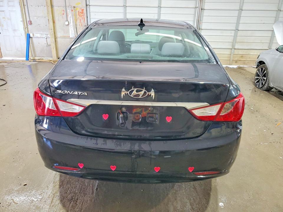 52393316 :رقم المزاد ، 5NPEB4AC8BH210450 vin ، 2011 Hyundai Sonata مزاد بيع