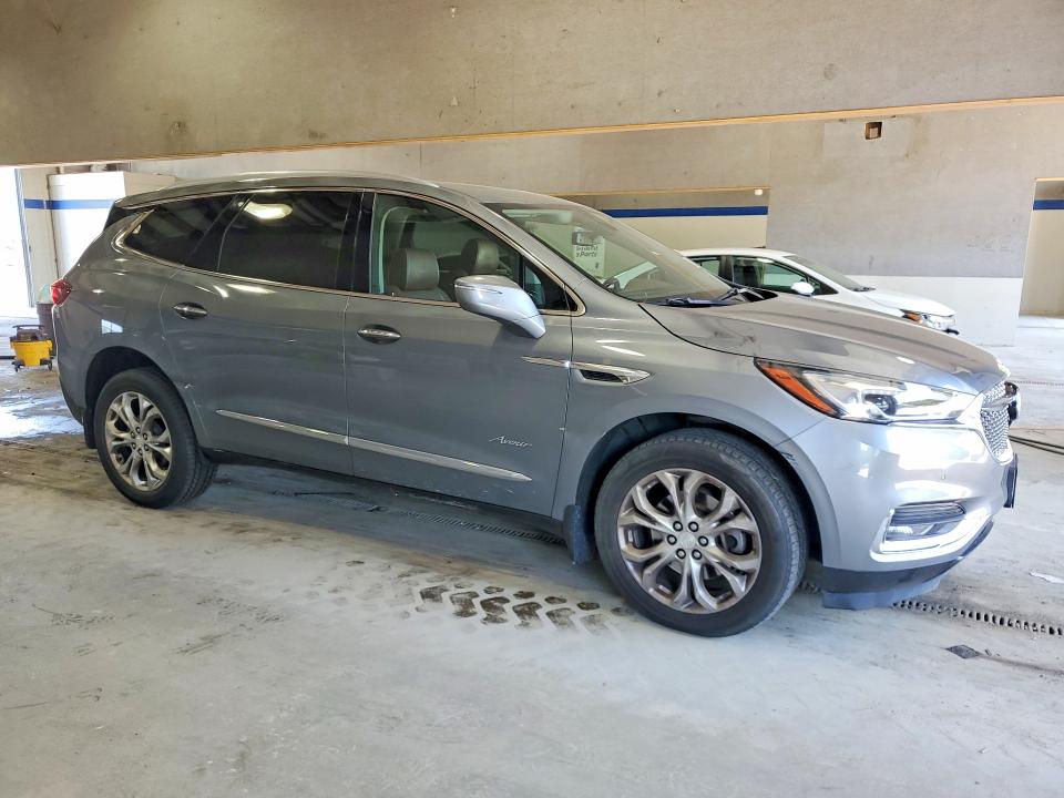 53617766 :رقم المزاد ، 5GAEVCKW5JJ168241 vin ، 2018 Buick Enclave مزاد بيع