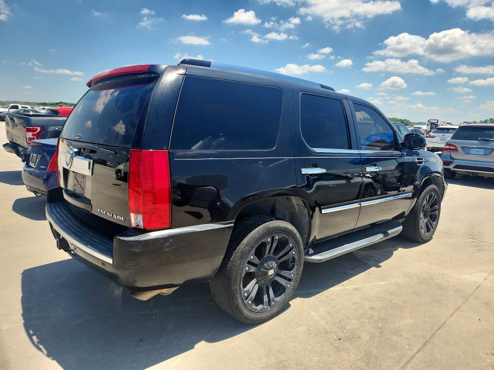 53320936 :رقم المزاد ، 1GYEC63858R228823 vin ، 2008 Cadillac Escalade مزاد بيع